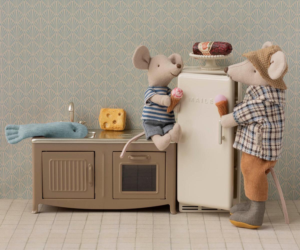 Grandad Mouse Outfit