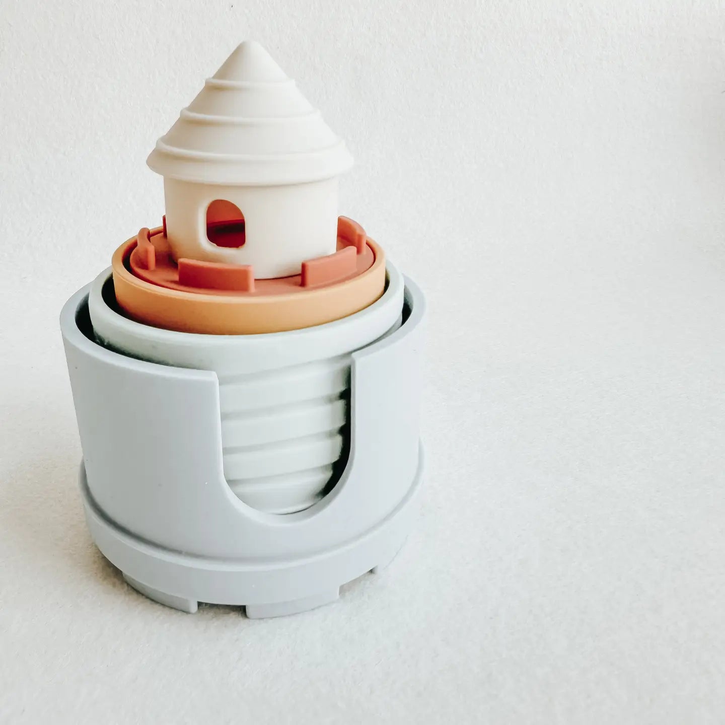 Silicone Stacking Cup Castle