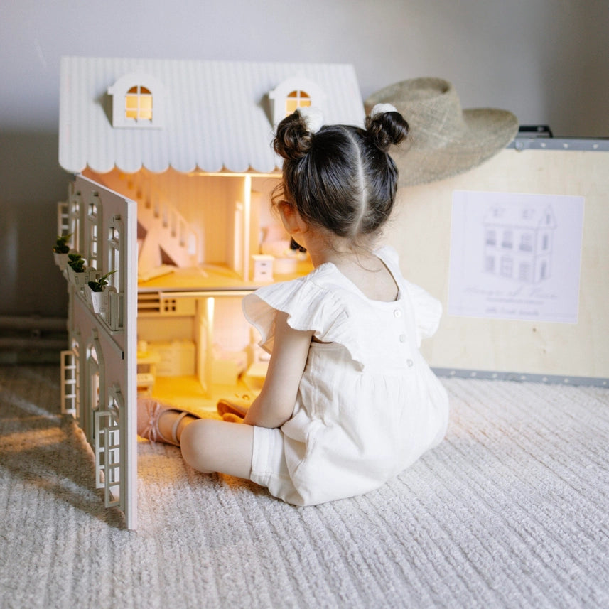 House of Nice Dollhouse