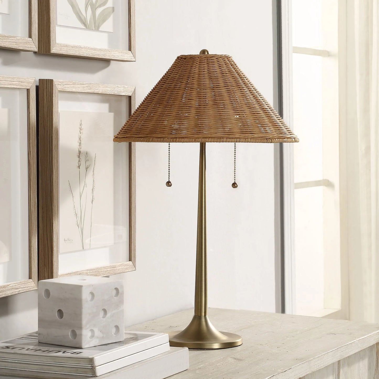 Viana Rattan Lamp