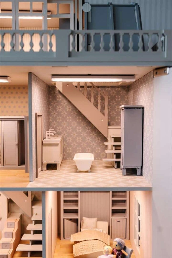 House of New York Dollhouse