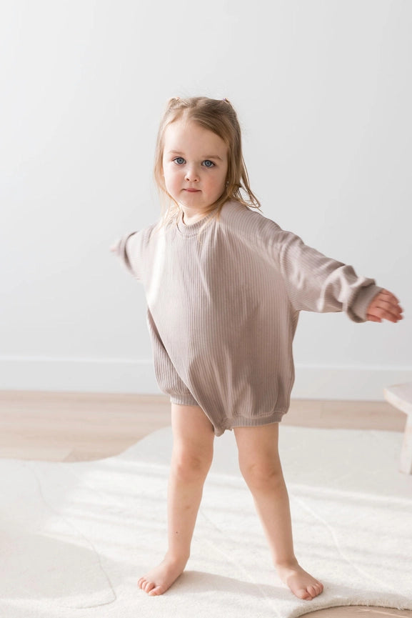 Ribbed Bubble Romper | Mushroom