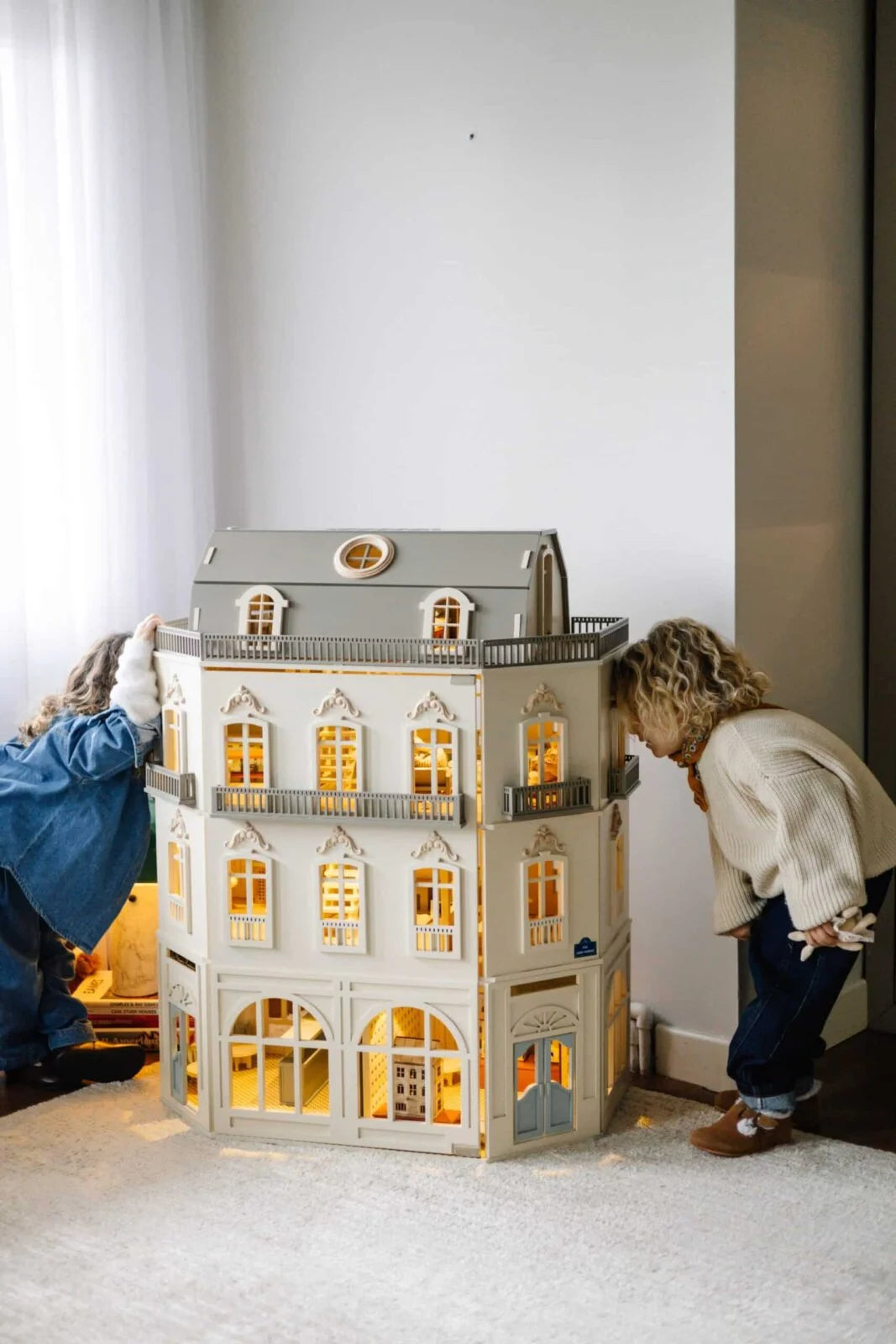 House of Paris Dollhouse