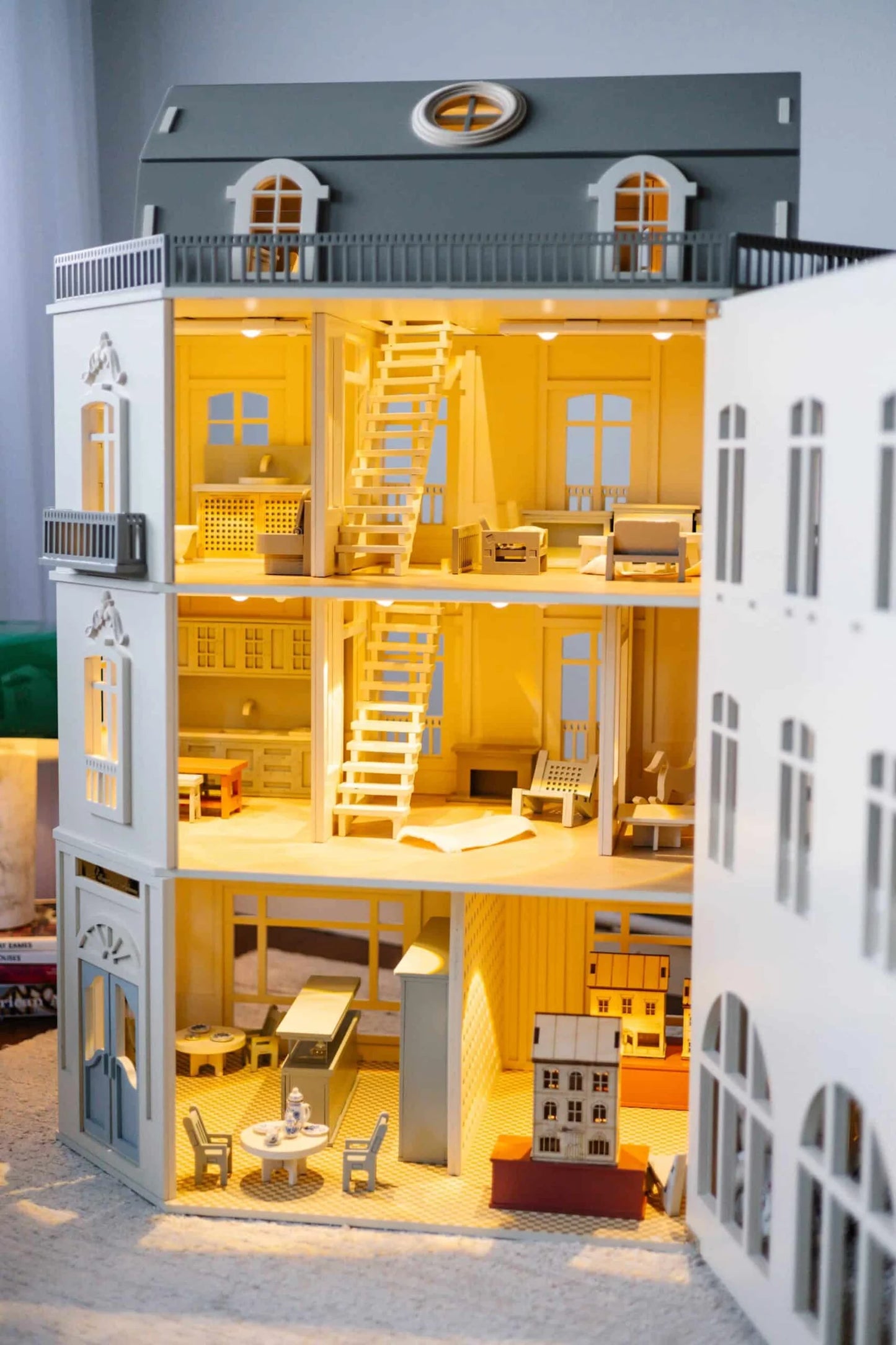 House of Paris Dollhouse