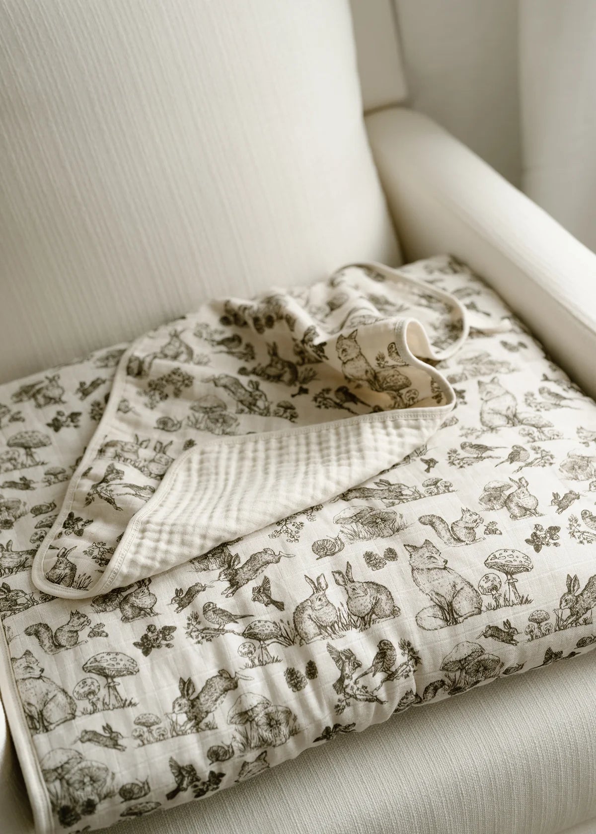 Muslin Crib Quilt & Sham | Woodland Nursery