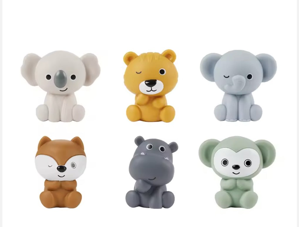 Aqua-venture Safari | 12-Piece Bath Toy Set