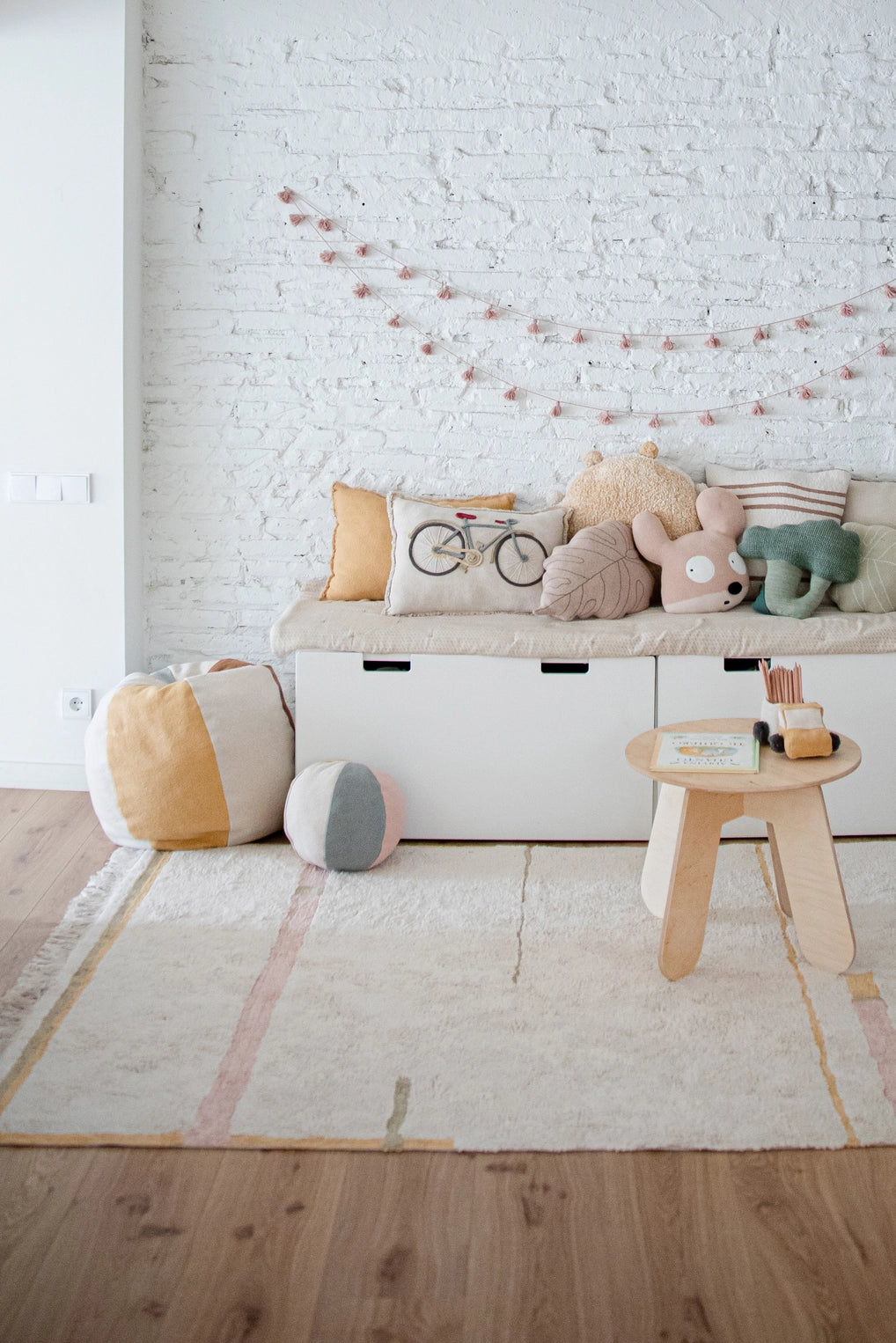 Vintage Beach Ball Pouf